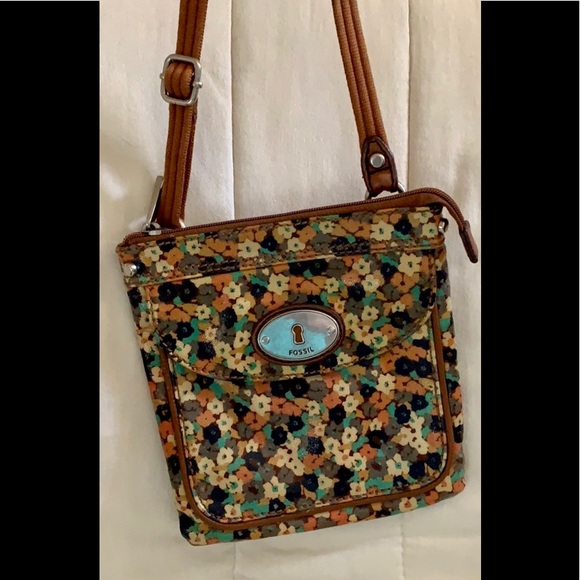 Fossil Handbags - Fossil Key Per Crossbody Bag